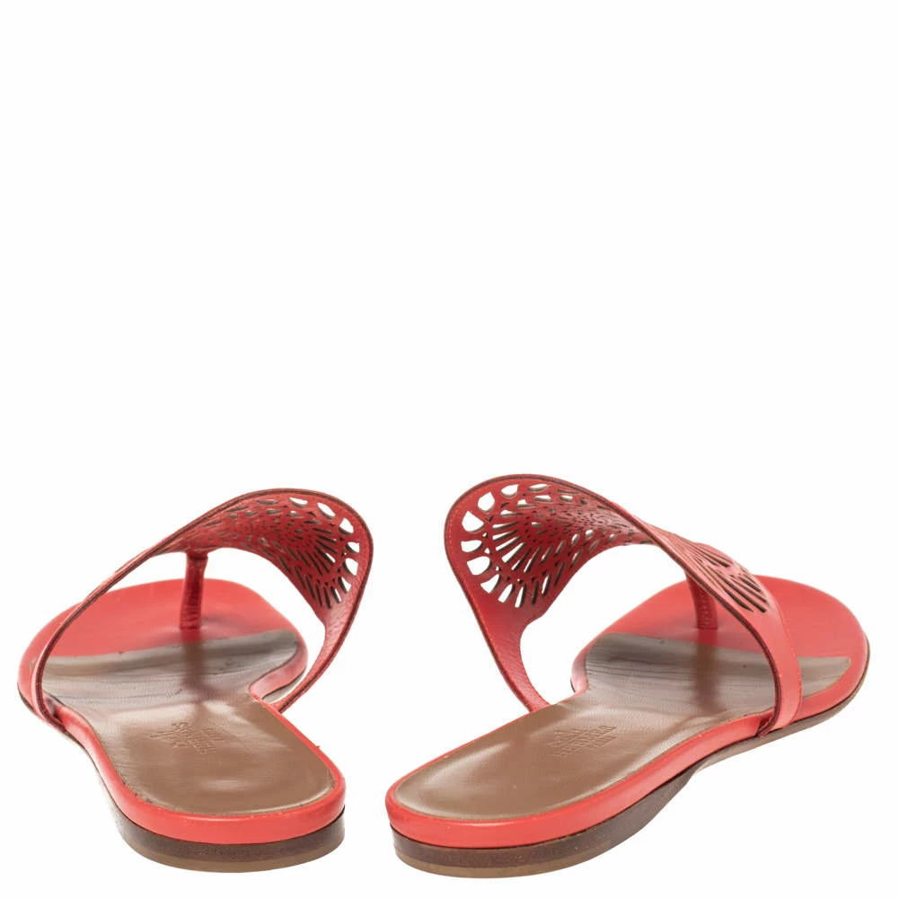 Hermes Coral Pink Leather Nautilus Thong Flats Size 37 For Women 7 Hermes Coral Pink Leather Nautilus Thong Flats Size 37 For Women - Image 5