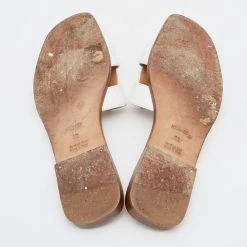 Hermes White Leather Oran Flats Size 38 For Women 15 Hermes White Leather Oran Flats Size 38 For Women -Deals Hermes Store luxury women hermes used shoes p631614 1650917842 006