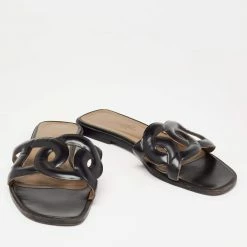 Hermes Hermés Black Leather Aloha Flat Slides Size 37 For Women -Deals Hermes Store luxury women hermes used shoes p635203 004