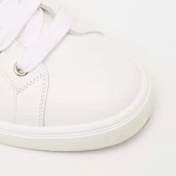 Hermes White Leather Avantage Low Top Sneakers Size 37.5 For Women -Deals Hermes Store luxury women hermes used shoes p635645 008