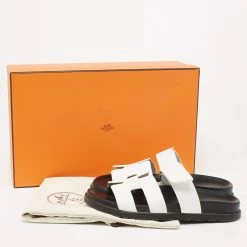 Hermes White Leather Chypre Flat Sandals Size 38 For Women -Deals Hermes Store luxury women hermes used shoes p641240 003