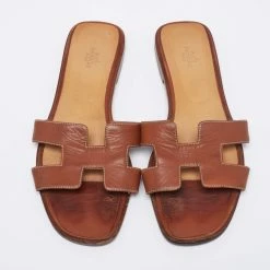 Hermes Brown Leather Oran Sandals Size 41.5 For Women 12 Hermes Brown Leather Oran Sandals Size 41.5 For Women -Deals Hermes Store luxury women hermes used shoes p646394 002
