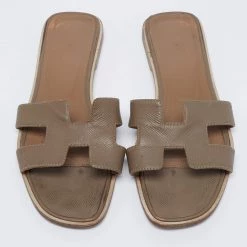 Hermes Olive Green Leather Oran Flat Sandals Size 38 For Women -Deals Hermes Store luxury women hermes used shoes p648229 005