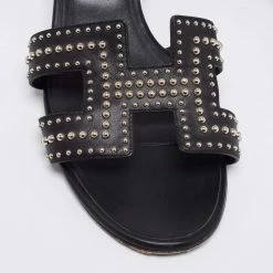 Hermes Black Leather Studded Oasis Block Heel Sandals Size 40 For Women -Deals Hermes Store luxury women hermes used shoes p648495 007
