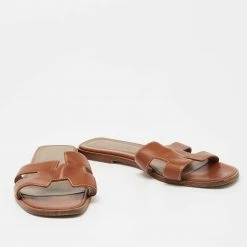 Hermes Brown Leather Oran Sandals Size 40.5 For Women -Deals Hermes Store luxury women hermes used shoes p649022 004