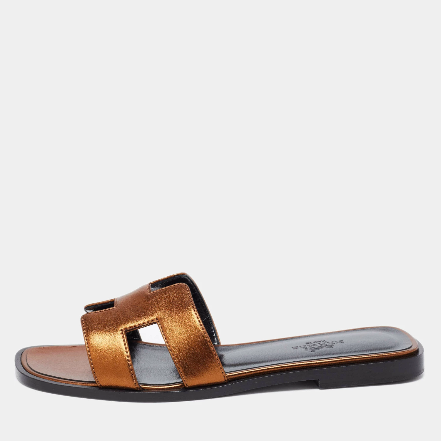 Hermes Bronze Leather Oran Flat Slides Size 35.5 For Women 3 Hermes Bronze Leather Oran Flat Slides Size 35.5 For Women