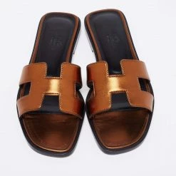 Hermes Bronze Leather Oran Flat Slides Size 35.5 For Women 12 Hermes Bronze Leather Oran Flat Slides Size 35.5 For Women -Deals Hermes Store luxury women hermes used shoes p649364 006