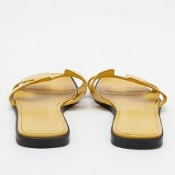 Hermes Yellow Textured Patent Leather Oran Flats Size 38 For Women -Deals Hermes Store luxury women hermes used shoes p651980 007