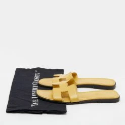 Hermes Yellow Textured Patent Leather Oran Flats Size 38 For Women -Deals Hermes Store luxury women hermes used shoes p651980 010