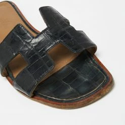 Hermes Black Croc Embossed Leather Oran Flat Slides Size 40 For Women -Deals Hermes Store luxury women hermes used shoes p652124 004