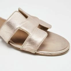 Hermes Rose Gold Leather Oasis Slide Sandals Size 39.5 For Women -Deals Hermes Store luxury women hermes used shoes p659399 002
