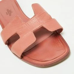 Hermes Pink Leather Oran Flat Slides Size 40 For Women -Deals Hermes Store luxury women hermes used shoes p659586 005