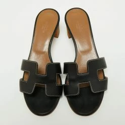 Hermes Black Leather Oasis Sandals Size 36.5 For Women -Deals Hermes Store luxury women hermes used shoes p663807 008
