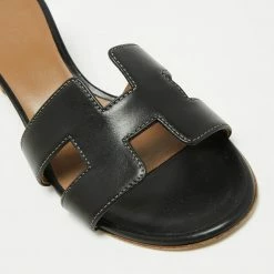 Hermes Black Leather Oasis Slide Sandals Size 36.5 For Women -Deals Hermes Store luxury women hermes used shoes p670753 005