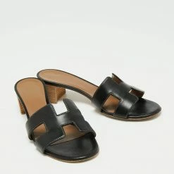 Hermes Black Leather Oasis Slide Sandals Size 36.5 For Women -Deals Hermes Store luxury women hermes used shoes p670753 006