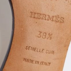 Hermes Burgundy Patent Leather Oasis Slide Sandals Size 38.5 For Women 18 Hermes Burgundy Patent Leather Oasis Slide Sandals Size 38.5 For Women -Deals Hermes Store luxury women hermes used shoes p676883 002