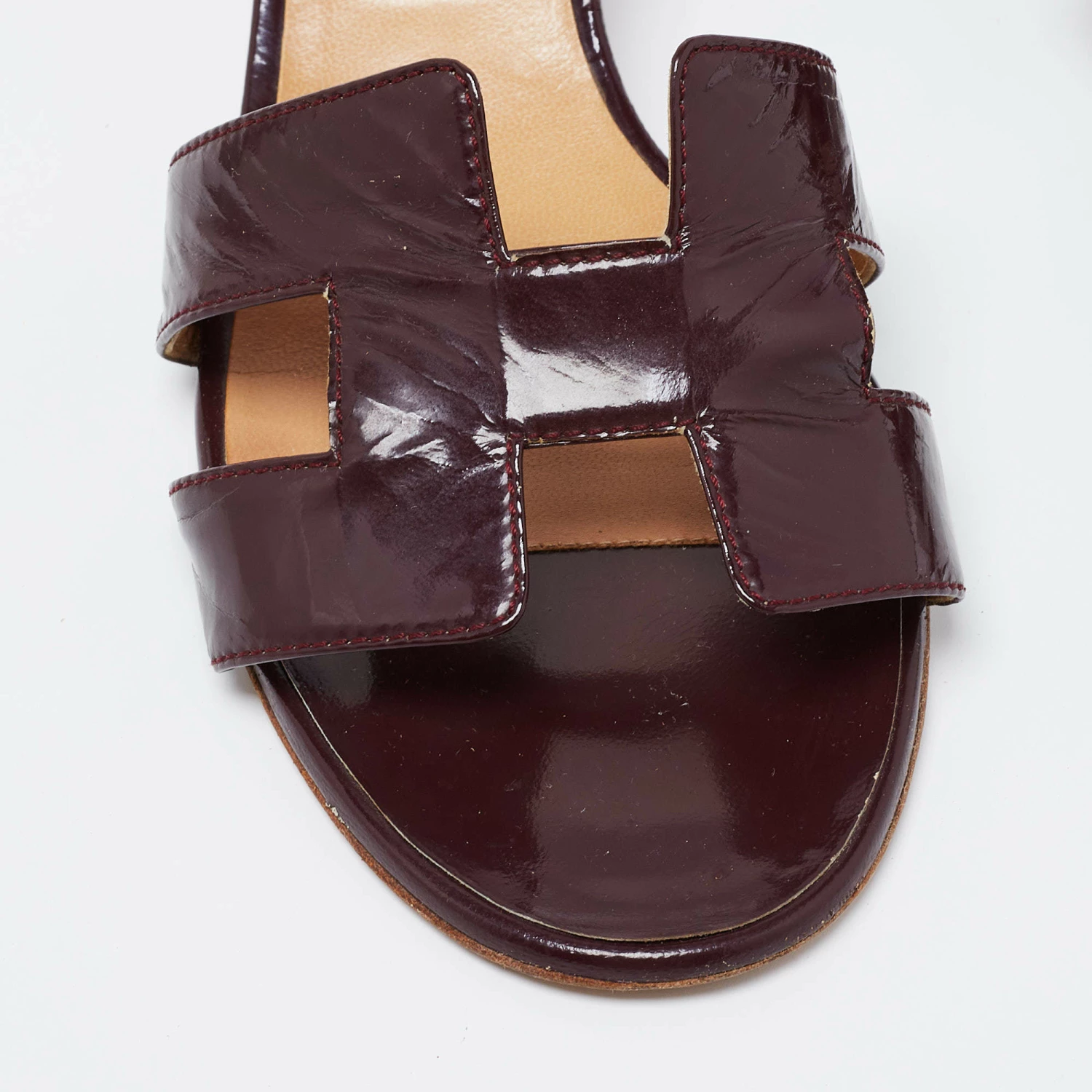 Hermes Burgundy Patent Leather Oasis Slide Sandals Size 38.5 For Women 9 Hermes Burgundy Patent Leather Oasis Slide Sandals Size 38.5 For Women - Image 7