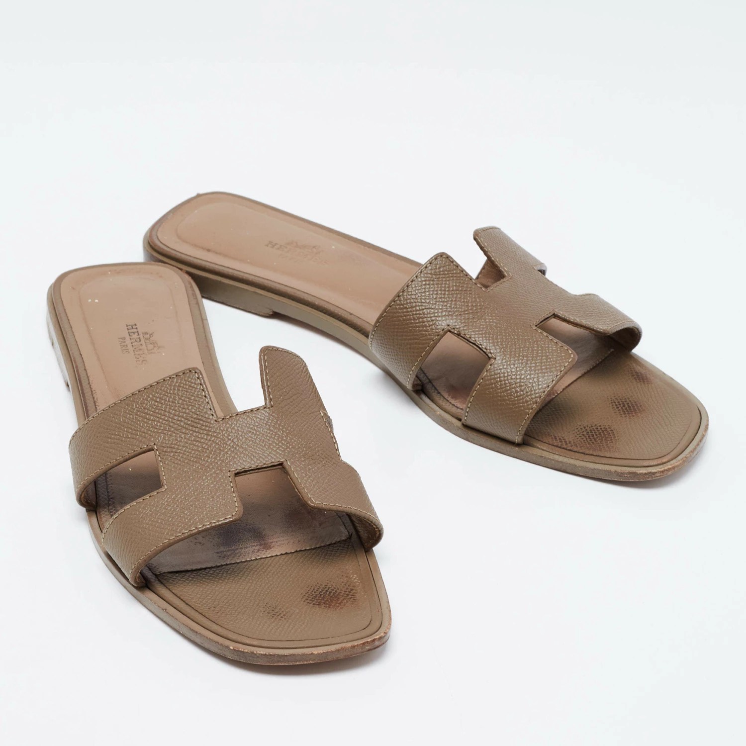 Hermes Tortilla Brown Leather Oran Flat Slide Sandals Size 40.5 For Women 6 Hermes Tortilla Brown Leather Oran Flat Slide Sandals Size 40.5 For Women - Image 4