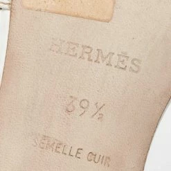 Hermes Hermès White Leather Oasis Sandals Size 39.5 For Women -Deals Hermes Store luxury women hermes used shoes p680504 009