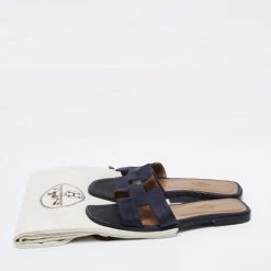 Hermes Hermès Navy Blue Lizard Leather Embossed Oran Sandals Size 36.5 For Women -Deals Hermes Store luxury women hermes used shoes p687275 001