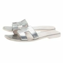 Hermes Silver Leather Oran Box Sandals Size 39.5 For Women 17 Hermes Silver Leather Oran Box Sandals Size 39.5 For Women -Deals Hermes Store luxury women hermes used shoes p7841 004