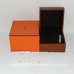 Hermes MOP Diamond Stainless Steel Cape Cod W044215WW00 Women's Wristwatch 29 X 29 MM For Women -Deals Hermes Store luxury women hermes used watches p300393 002