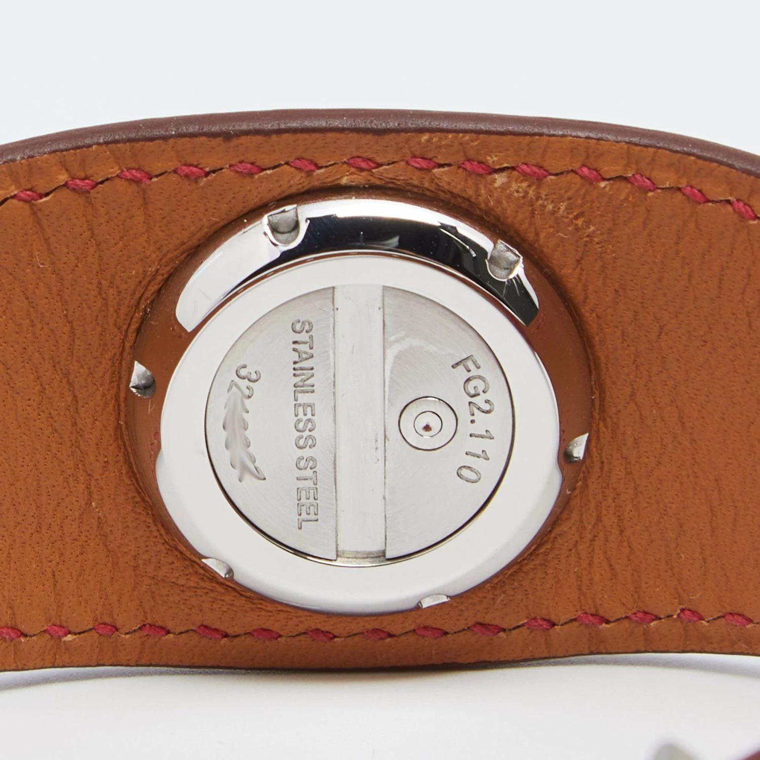 Hermes White Stainless Steel 1P Diamond Leather Faubourg Manchette W042630WW00 Women's Wristwatch 19.50 Mm For Women 6 Hermes White Stainless Steel 1P Diamond Leather Faubourg Manchette W042630WW00 Women's Wristwatch 19.50 Mm For Women - Image 4